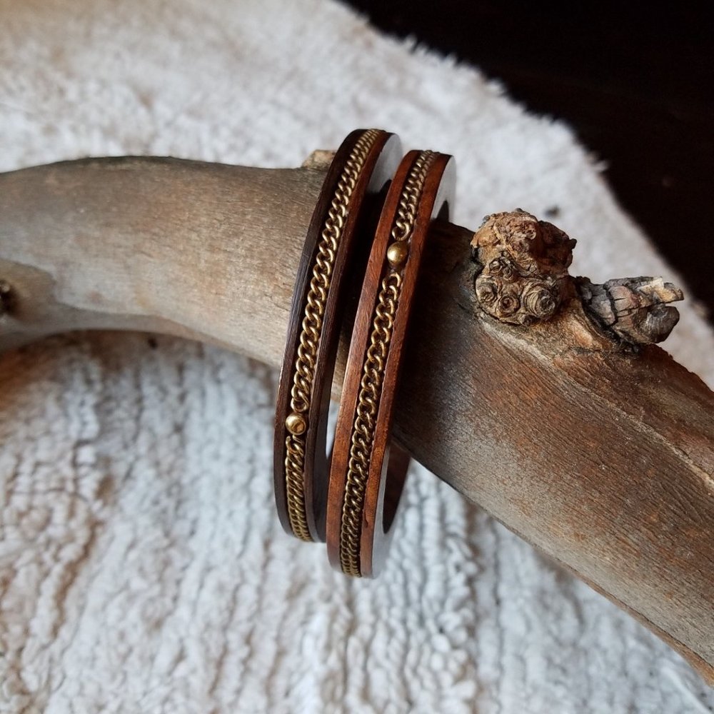 Chunky wood and gold tone bracelets, set of 2
